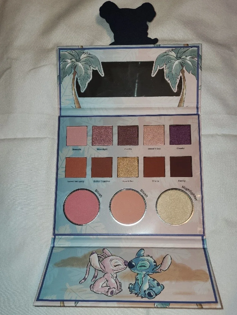 Disney Stitch Makeup Palette - Mint Green & Peach Art